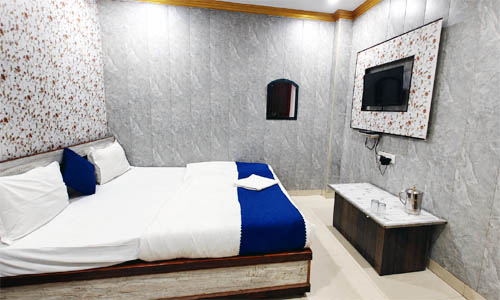 Club Room